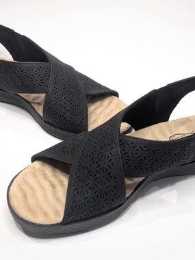 Comfort Wave Claudia Black Sandals Women’s Size 8 Wide NEW Stretch Slingback